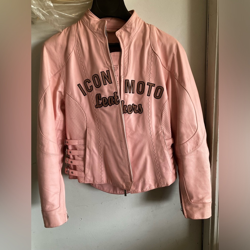 Women’s Motorcycle Jacket and Pants Set